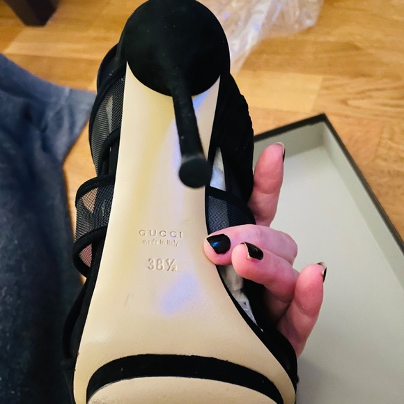 Gucci brand new black stilettos 8.5. box/ dust bag - Picture 6 of 10